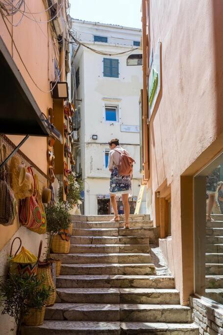 Ria'S Apartment In Corfu Town エクステリア 写真
